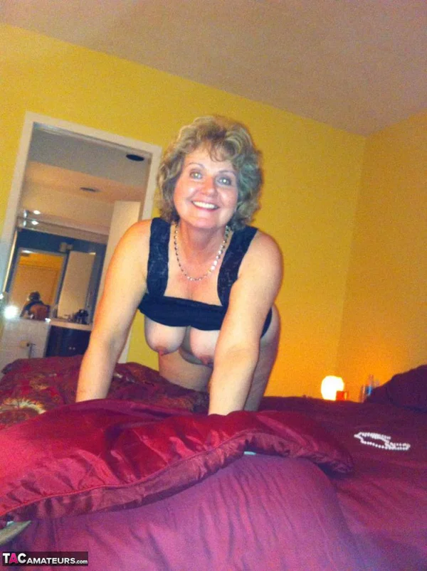 Older amateur Busty Bliss uncovers her big naturals during self shot action  - Mature, Chubby, POV, Thick, Amateur, Curvy, BBW, Saggy Tits, Big Tits, Nipples  - Photo 9