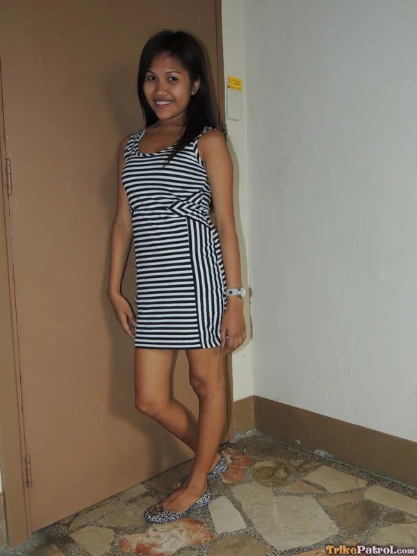 Petite Filipina teen has sex with a foreigner inside a motel room  - Thai, Asian, Amateur, Redhead, Spreading, Pretty, Non Nude, Pussy  - Photo 2