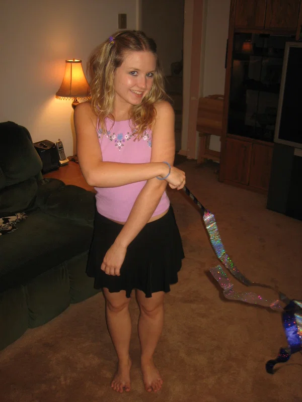 blonde teen amateur Kitty doffs her clothes and poses naked at her home  - Amateur, Asian, MILF, Teen, Cute, Brunette, Skinny  - Photo 12