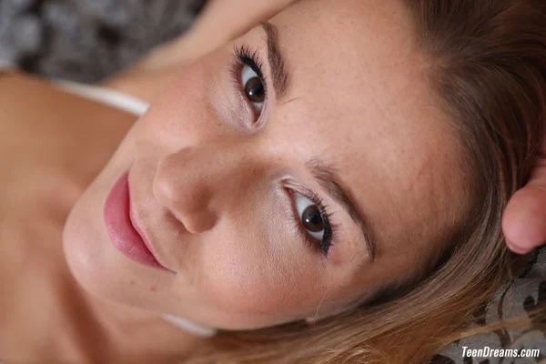 Alexis Crystal masturbates with big Hitachi vibrator in different positions  - Teen, Cute, Brunette, Amateur, Feet, Pussy, Spreading, Legs, Non Nude  - Photo 2