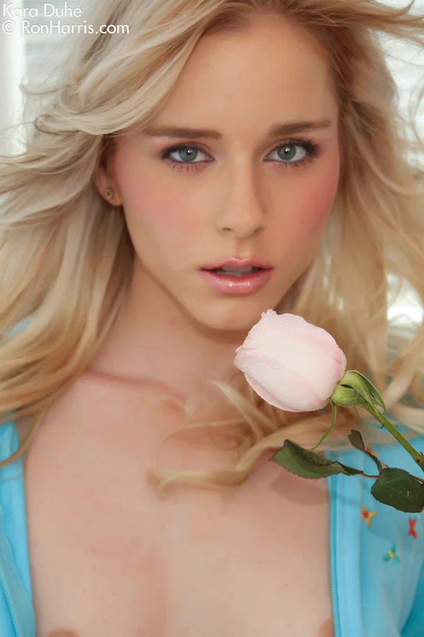 Blonde model Kara Duhe holds a rose while showing her A-cup tits and bald slit  - Feet, Blonde, Ass, Pussy, Tiny Tits, Upskirt, Nipples, Face, Clothed, Glamour  - Photo 10