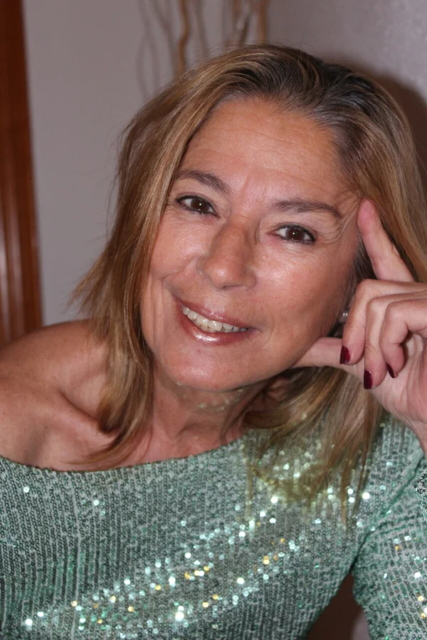 Mature lady Marta Style takes off her lingerie to go nude in stockings  - Mature, Amateur, Saggy Tits, Hairy, Pussy, PAWG, Face, Lingerie, Clothed, Stockings  - Photo 13