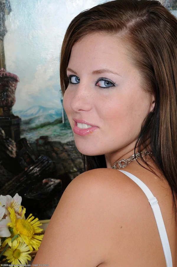 Beautiful teen Taylor Thomas finger fucks her horny pussy during solo action  - Face, Amateur, Teen, Redhead, Pussy, Upskirt, Beautiful, PAWG, Spreading, Tiny Tits  - Photo 3