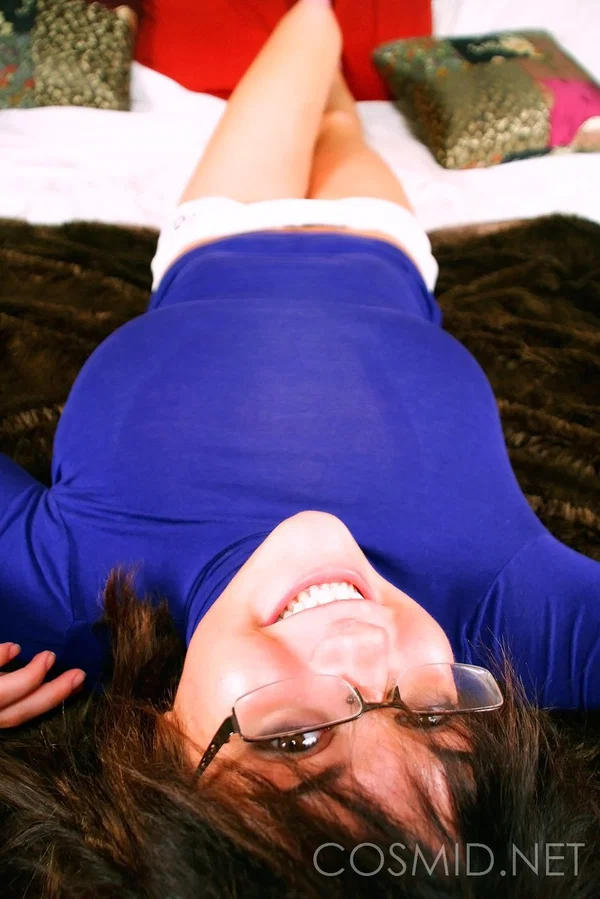 Nerdy amateur babe Morgan plays with big knockers in sexy white panties  - Clothed, Glasses, Babe, Big Tits, Natural Tits, Nipples, Amateur, Piercing, Close Up, Shorts  - Photo 4