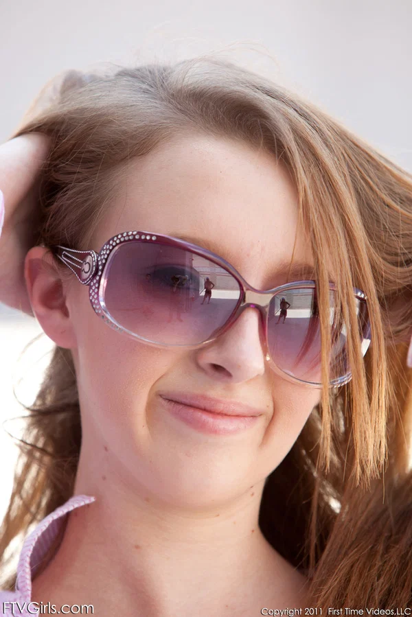 Smoking hot Felicia flashing her incredible big tits & shaved pussy in public  - Natural Tits, Glasses, Sexy, Petite, Amateur, Babe, Big Tits, Beautiful, Model, Glamour  - Photo 2