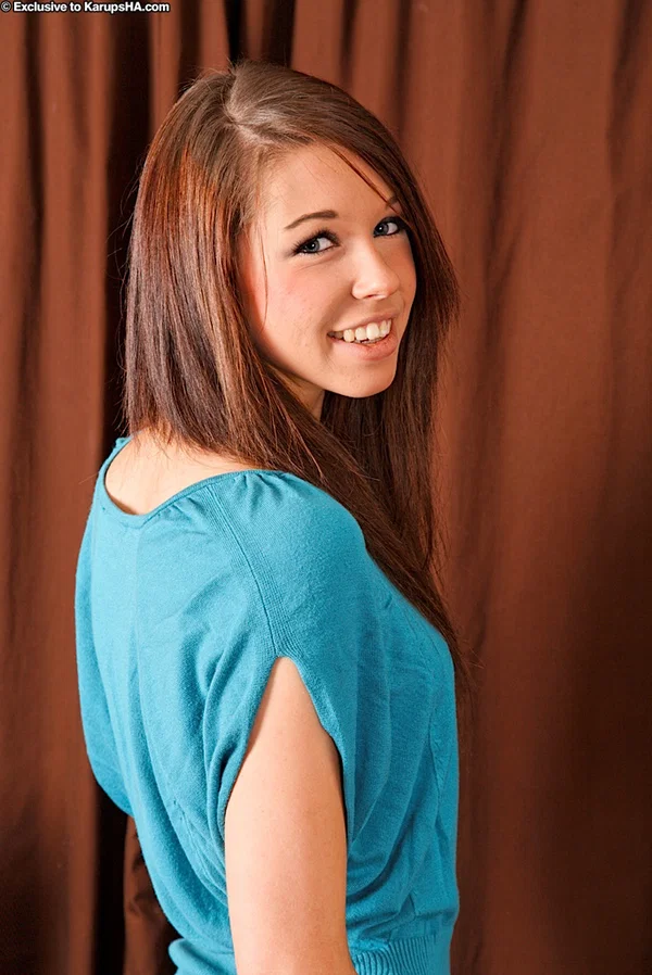 Gentle amateur teen babe Rosie is a good sight for lonely dicks  - Teen, Amateur, Babe, Clothed, Shorts, Spreading, Undressing, Nipples, Piercing, Tiny Tits  - Photo 1