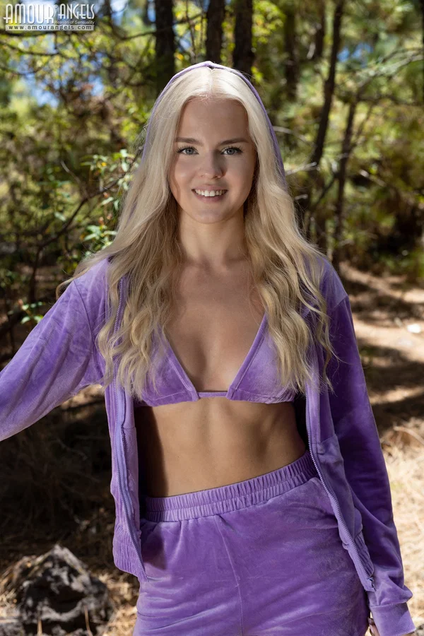 Beautiful blonde teen Decima gets naked in sneakers while in the woods  - Amateur, Teen, Babe, Outdoor, Tiny Tits, Beautiful, Spreading, Blonde, Shorts, Pussy  - Photo 1