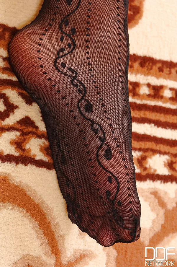 European MILF pornstar Eve Angel displaying great legs in sexy pantyhose  - MILF, Pantyhose, Legs, Pornstar, Close Up, Spreading, Big Tits, Hairy, European, Feet  - Photo 8