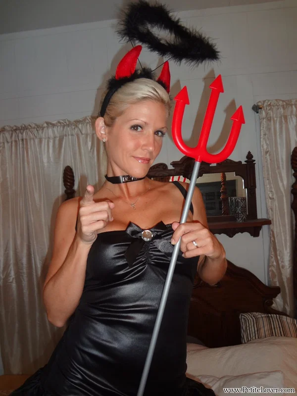 Platinum blonde amateur Jolene shows her tits and twat in a Devil outfit  - Cosplay, Amateur, Blonde, Skirt, Big Tits, Ass, Panties, Spreading, Babe, Face  - Photo 10