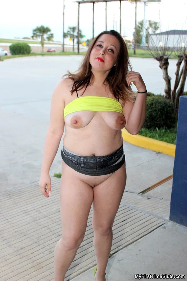 Chubby Mermaid ends a wild gangbang with open mouth facial cumshots  - Couple, Groupsex, Gloryhole, Cumshot, Facial, Upskirt, Amateur, Blowjob, Big Tits, Doggy Style  - Photo 5