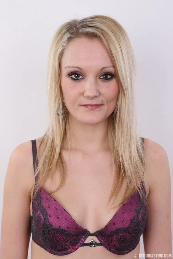 Blonde girl with a little bit of everything to spare gets completely naked  - Casting, Thong, Czech, Jeans, Face, Asshole, Close Up, Shaved, Blonde, Ass  - Photo 11
