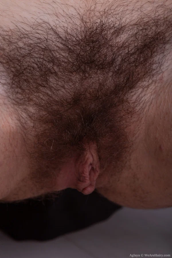 Amateur wife Aglaya takes her clothes off and brushes her long pussy hair  - Hairy, Close Up, Amateur, Pussy, Spreading  - Photo 16