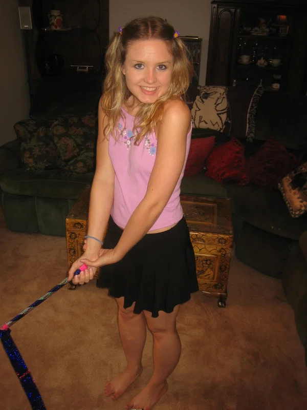 blonde teen amateur Kitty doffs her clothes and poses naked at her home  - Amateur, Asian, MILF, Teen, Cute, Brunette, Skinny  - Photo 1