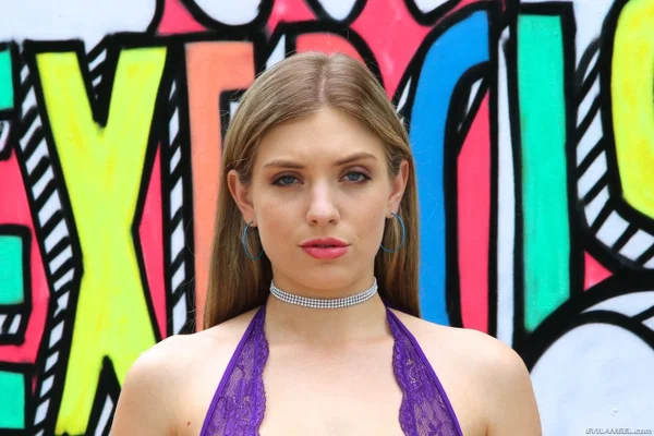 Adorable blondie in a purple outfit Giselle Palmer showing her curves  - Teen, Cute, Pornstar, Blonde, Brunette, Non Nude  - Photo 13
