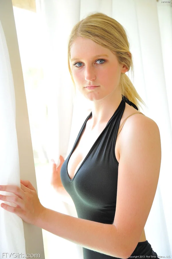 Adorable blonde Summer reveals her cunt and asshole before toying herself  - White, Tall, Natural Tits, Amateur, Clothed, Skirt, Solo, Perfect, Sexy, Fisting  - Photo 7