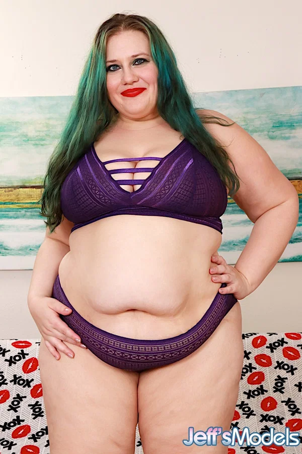 Obese chick Becki Butterfly sports dyed hair while being fucked by a machine  - SSBBW, BBW, Mature, Big Tits, MILF, Chubby, Saggy Tits, Nipples, Redhead, Curvy  - Photo 1