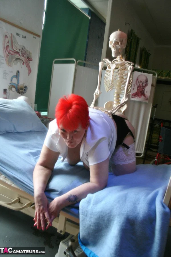 Older redheaded BBW Valgasmic Exposed has sexual relations with a skeleton  - SSBBW, Mature, Chubby, Curvy, Thick, BBW, Ass, Amateur, Redhead, Stockings  - Photo 2