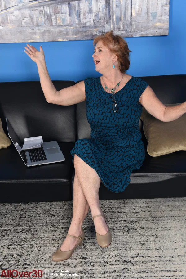 Old redhead Surely takes off her glasses and clothing for her first nude shoot  - Granny, Chubby, Secretary, Curvy, Saggy Tits, BBW, Thick, Amateur, Redhead, Upskirt  - Photo 3