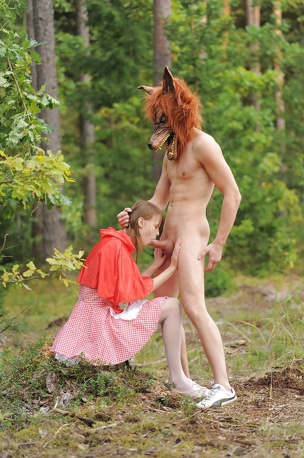 Tempting teen girl Ezma gives a blowjob and gets banged outdoor  - Outdoor, Teen, Blowjob, Hardcore, Ass Fucking, Cowgirl, Doggy Style, Cute  - Photo 2