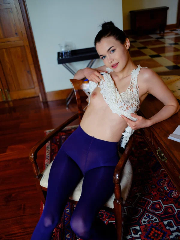 Nice teen with a phat ass gets totally naked on top of a desk in her study  - Ukrainian, Teen, Cute, Glamour, Brunette, Model  - Photo 2