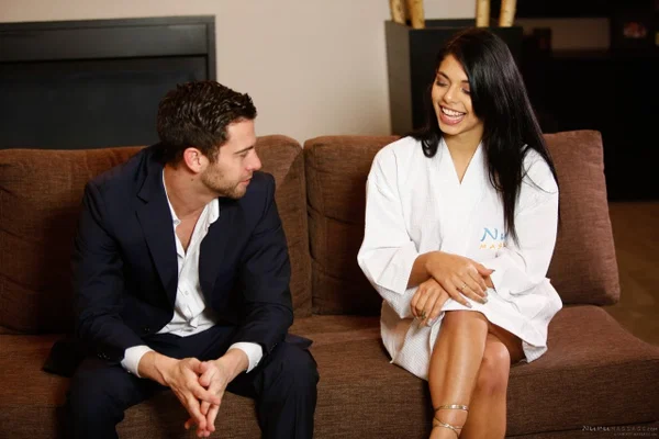 Brazilian masseuse Gina Valentina makes the acquaintance of Seth Gamble  - Massage, Teen, Cute, Latina, Non Nude  - Photo 11