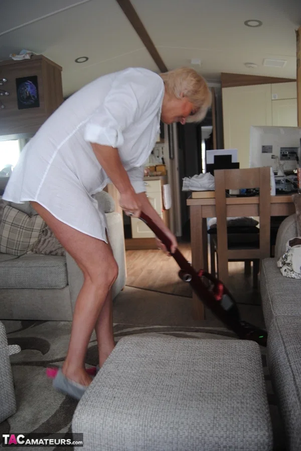 Hot older woman Dimonty sports a no panty up skirt while vacuuming  - Housewife, Mature, Short Hair, Amateur, Lingerie, Spreading, Stockings, Shaved, Ass, Close Up  - Photo 9