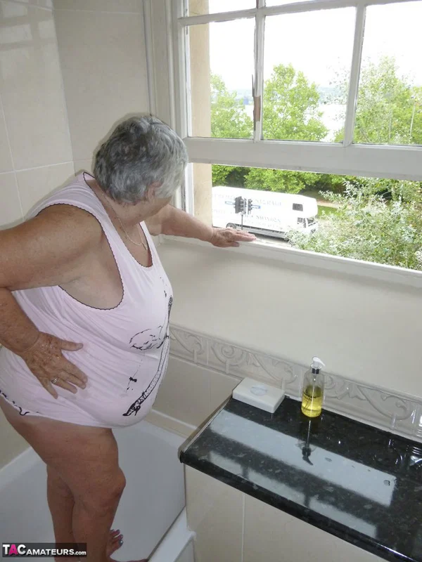 Old British fatty Grandma Libby gets naked while taking a bath  - SSBBW, Granny, BBW, Chubby, Bath, Thick, Curvy, Short Hair, Big Tits, Saggy Tits  - Photo 4