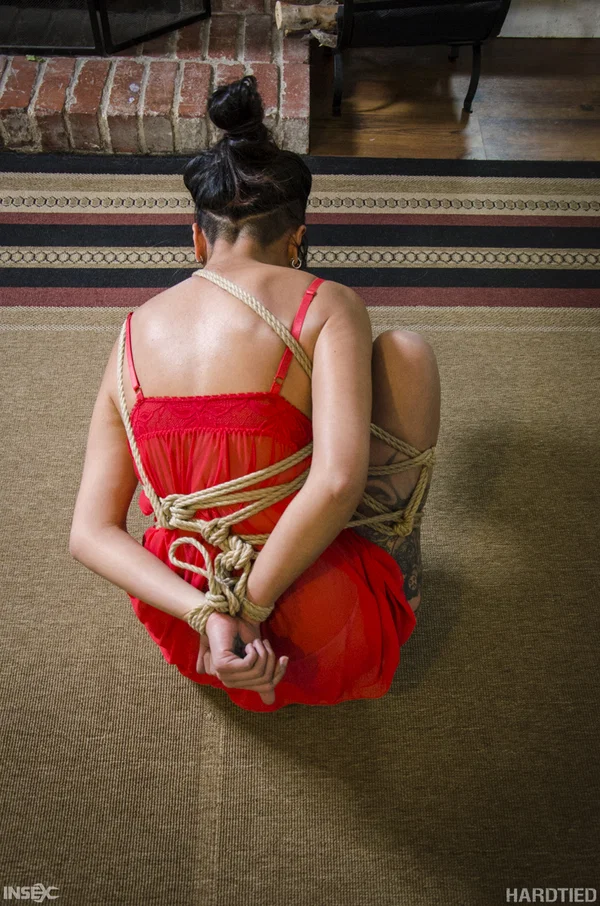 Tattooed Asian girl Chillycarlita struggles against rope bindings  - Bondage, Asian, Tattoo, Babe, Close Up, Brunette, Face, Pussy, Ass, Shaved  - Photo 3