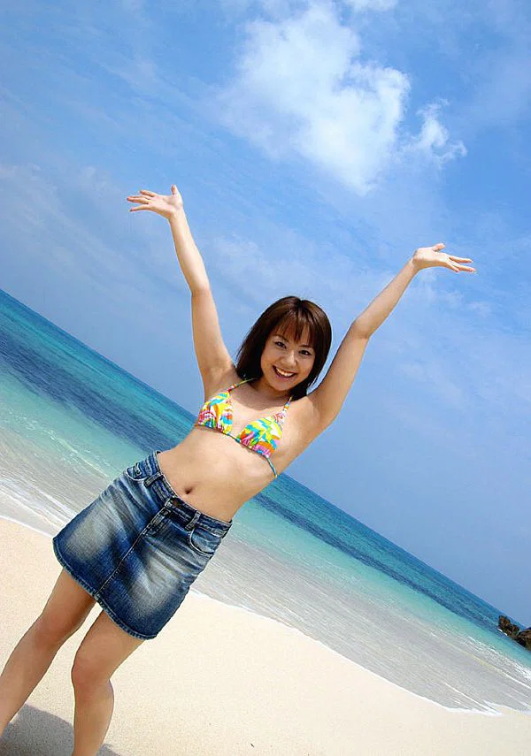 Japanese teen Chikaho Ito models non nude at the beach in a bikini  - Non Nude, Teen, Beach, Cute, Japanese, Asian, Close Up, Outdoor, MILF, Babe  - Photo 1