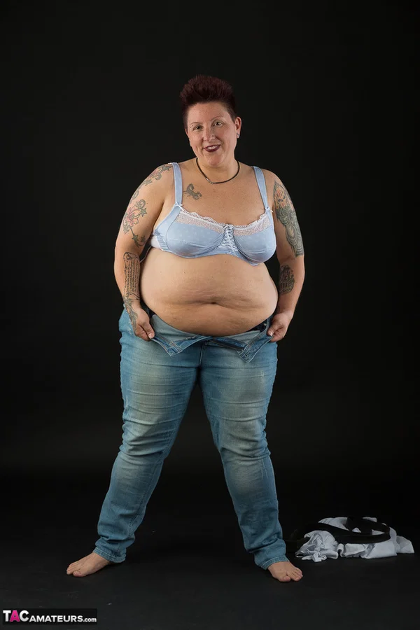 Fat amateur Tattoo Girl cups her boobs after taking off her clothes  - BBW, Mature, Amateur, Tattoo, Lingerie, Jeans, Panties, Brunette, Chubby, Short Hair  - Photo 8
