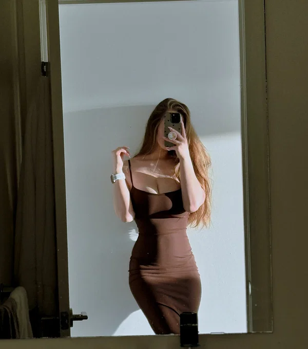 Solo model Fantasy Babe VIP takes teasing non-nude selfies in various outfits  - Skirt, Canadian, Model, Solo, Lingerie, Selfie, Big Tits, Ass, Amateur, Sexy  - Photo 11