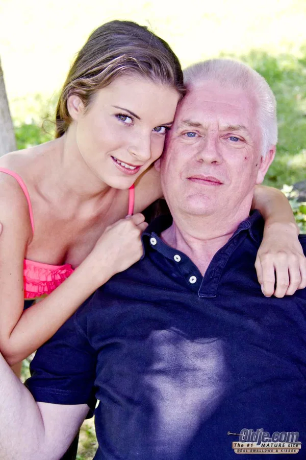 Old and young couple Anita Berlusconi and Nick has sex on the green grass  - Old Young, Old Man, Teen, Hardcore, Outdoor, Natural Tits, Brunette, Pussy, Shaved, Blowjob  - Photo 2
