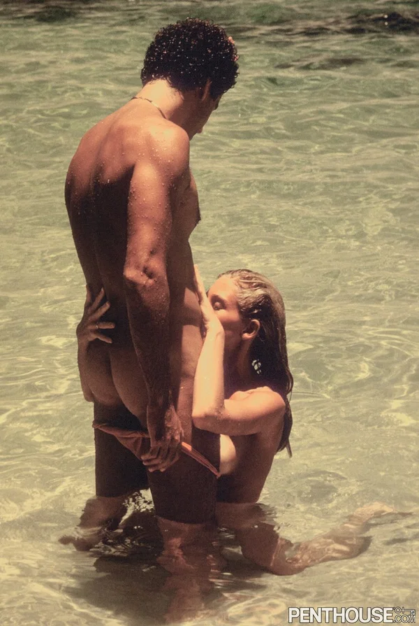 Skinny dipping Teri Christiansen & her man enjoy erotic wet fuck in the water  - Beach, Wet, Ass, Blowjob, Outdoor, Bikini, Pornstar, Model, Feet, Pussy  - Photo 13