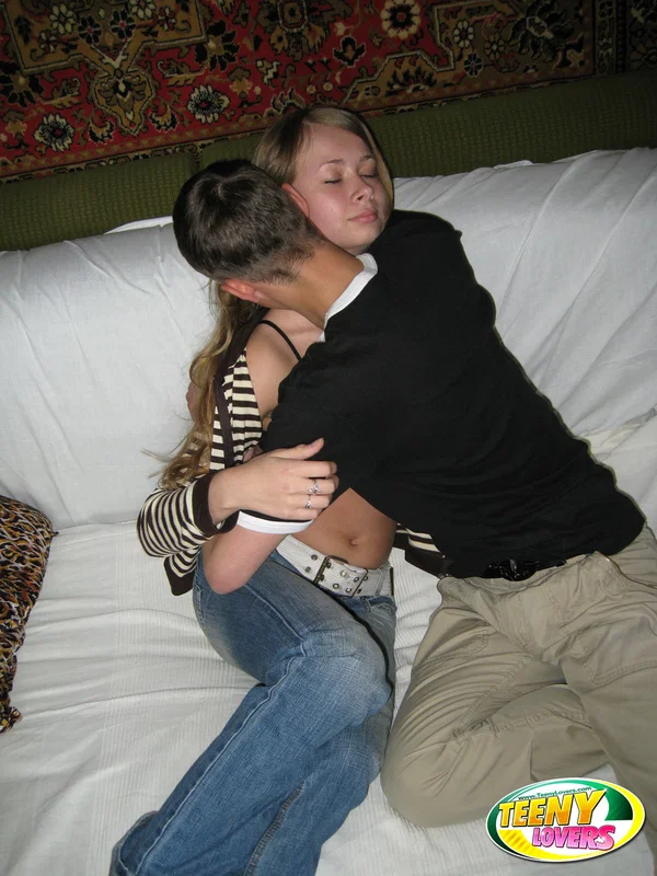 Blonde Russian teen with a big ass Yulia Blondy enjoys hardcore sex  - Amateur, Hardcore, Teen, Kissing, Pussy, Skinny, Big Cock, Socks, Cowgirl, Feet  - Photo 3