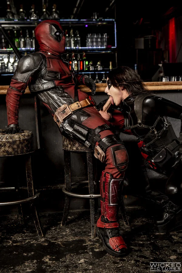 Sexy pornstar Jennifer White kneels in front of Deadpool and sucks his knob  - Petite, Pornstar, White, Redhead, Brunette  - Photo 3