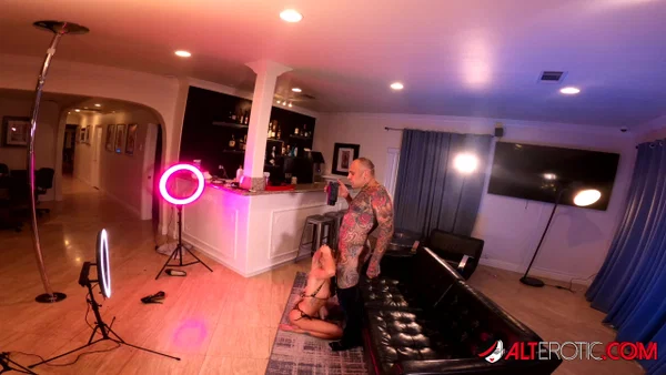 Blonde chick Emma Hix has intercourse on a sofa with a tattooed man  - MILF, Teen, Hardcore, Blowjob, Cute, Ass Fucking, Ass, Pussy Licking, Doggy Style, PAWG  - Photo 3