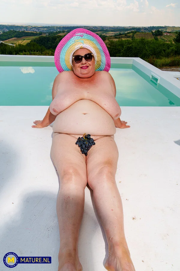 Mature NL performed by Edina, Jana, Maya Sex Images  - Mature, Mom, Chubby, BBW, Curvy, Family, Stepmom, Thick, Massage, Lesbian  - Photo 19