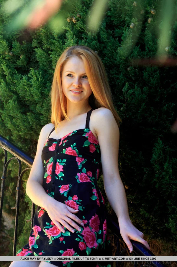 Hot teen Alice May flashes smmall tits outside & spreads ass naked in the sun  - Redhead, Babe, Outdoor, Pussy, Teen, Clothed, Ass, European, Glamour, Shaved  - Photo 2