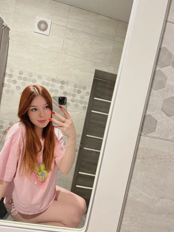 OnlyFans Sofi FoXXXy performed by OnlyFans Sofi FoXXXy Porn Gallery  - Schoolgirl, Selfie, Girlfriend, Redhead, Ass, Bath, Big Tits, Nipples, Tiny Tits, PAWG  - Photo 5