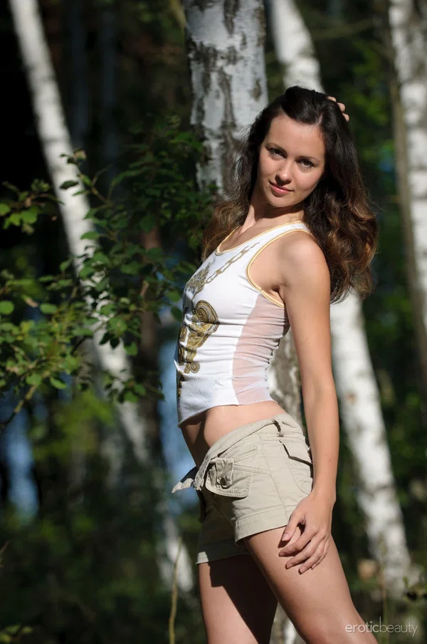Teen model Malu A does the splits after getting naked on a forest floor  - Shorts, Teen, Outdoor, Hairy, Flexible, Brunette, Tiny Tits, Clothed, Pussy, Model  - Photo 4