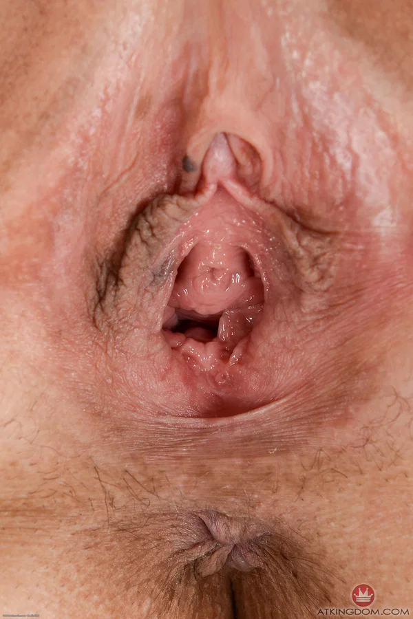 Teen Audrey Royal spreads her juicy ass cheeks & shows her pussy up close  - Arab, Close Up, Ass, Perfect, Big Clit, Teen, Skinny, Natural Tits, Sexy, Petite  - Photo 11