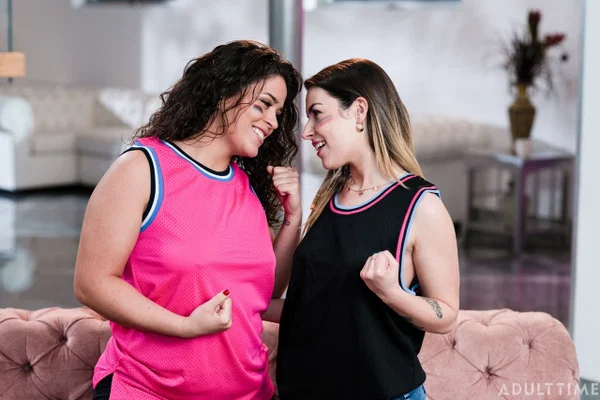 Lesbians Chanel Camryn and Victoria Voxxx eating each other's holes  - Curvy, Humping, Thick, BBW, Chubby, Erotic, Kissing, Facesitting, Reality, Shorts  - Photo 5