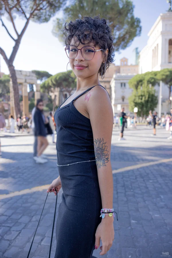 Watch 4 Beauty performed by Lilith Baph Naked XXX  - Latina, Public, Glasses, Teen, Glamour, Pussy, Spreading, Model, Outdoor, Short Hair  - Photo 6