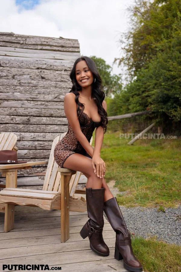 Putri Cinta Official performed by Putri Cinta Nude Pics  - Asian, Petite, Skinny, Babe, Beautiful, Solo  - Photo 20