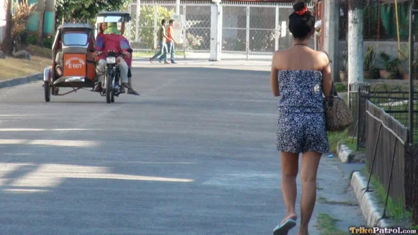 Cute Filipina girl exposes her firm boobs and erect nipples for the first time  - Sexy, Asian, Amateur, Pretty, Outdoor, Non Nude  - Photo 1