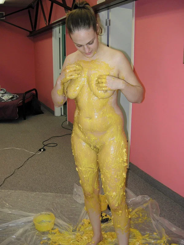 Naked MILF Danni smears her chubby body with batter in a yucky foodplay solo  - Curvy, Chubby, MILF, Thick, Fetish, BBW, Big Tits, Amateur, Ass, Spreading  - Photo 21