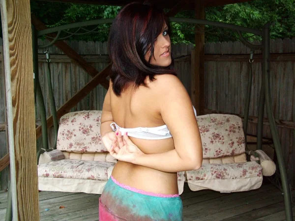 Sexy amateur teen Roxy doffs her skirt and squeezes her big juggs outdoors  - Teen, Amateur, Cute  - Photo 11