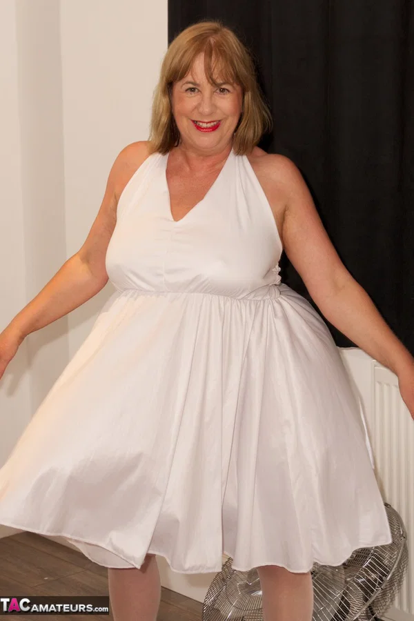 British amateur Speedy Bee removes a pretty dress to show her tits and twat  - Mature, Chubby, Curvy, Thick, Pussy, BBW, Saggy Tits, British, Big Tits, Amateur  - Photo 1