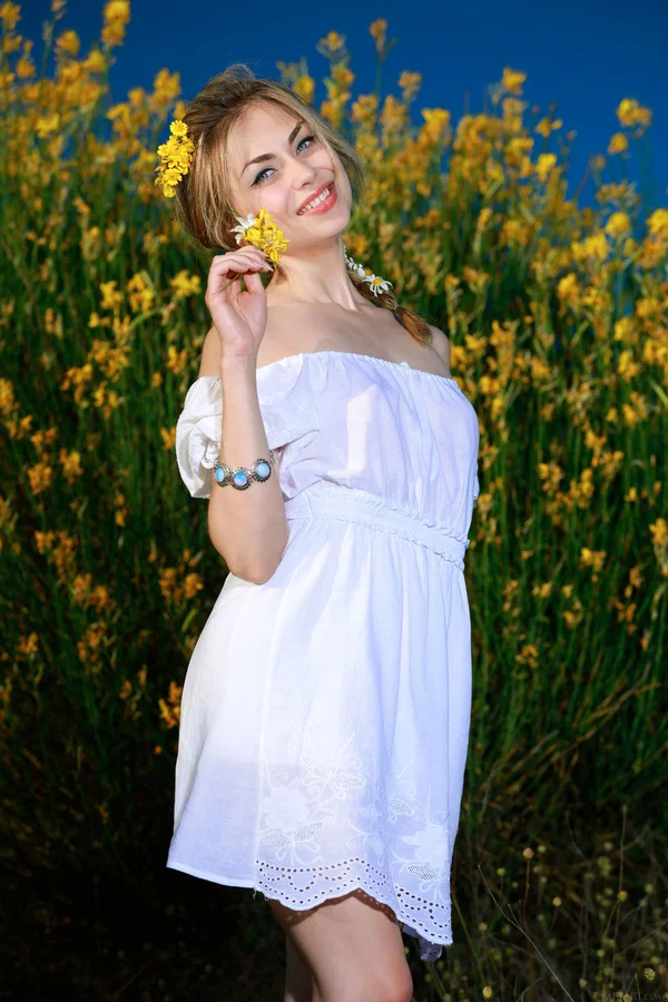 Met Art starring Tiara Nude Pics  - Teen, Glamour, Babe, Perfect, Solo, Erotic, Pretty, Model, Pale, Beautiful  - Photo 1