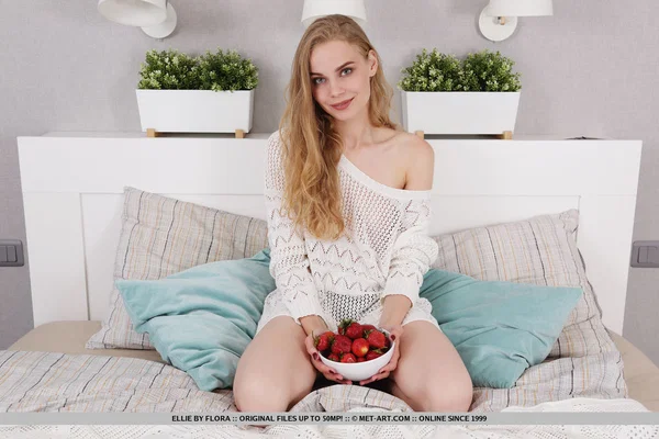 Fair skinned teen Ellie eats a bowl of berries before a nude modelling gig  - Spreading, Pussy, Blonde, Asshole, Teen, Shaved, European, Beautiful, Ass, Feet  - Photo 1